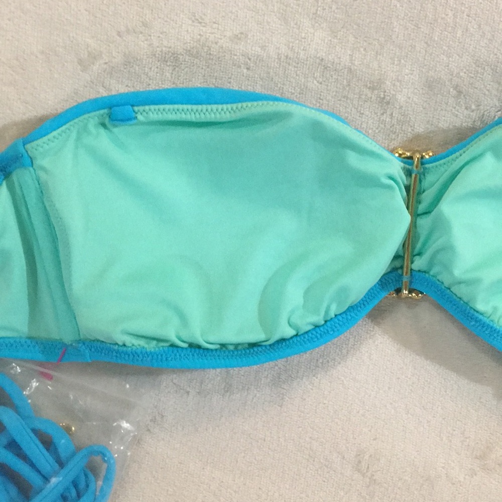 Victoria’s Secret bandeau bikini top - Picture 6 of 8